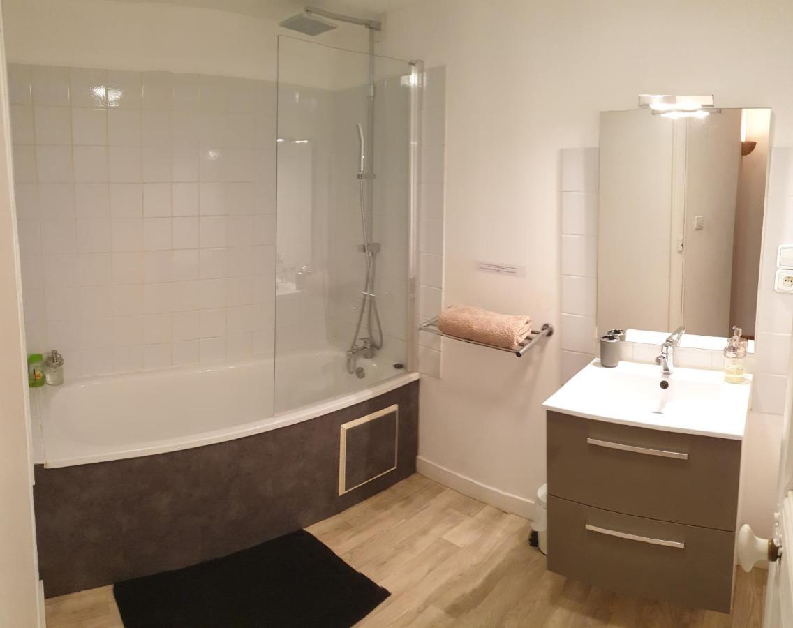 Appartement Agreable 1 A 4 Personnes Chaumont  Exterior photo